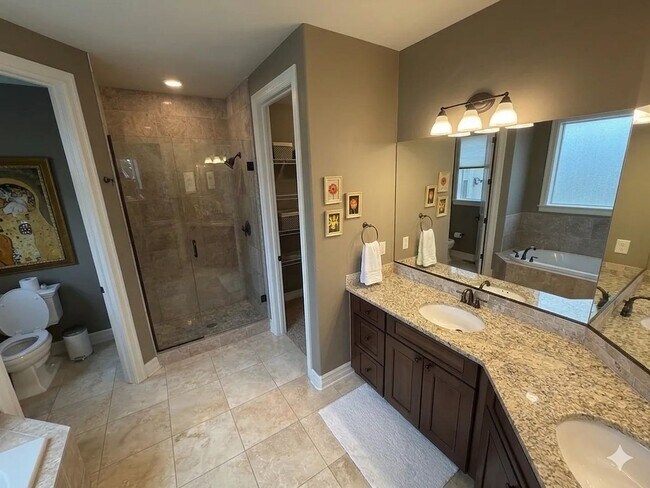 Building Photo - Bright Corner-Lot Home in Desirable Niwot Neighborhood