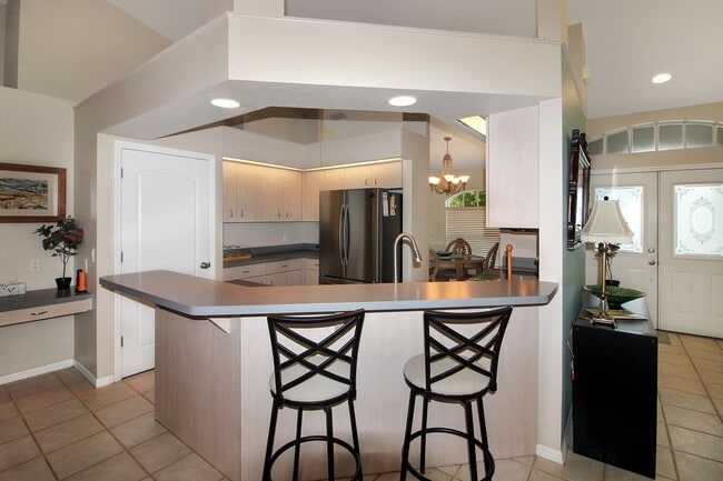 Building Photo - South Venice Annual Home For Rent
