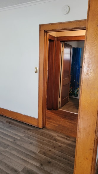 Building Photo - 1907 N Charles St