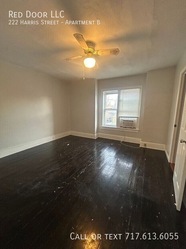 Building Photo - 222 Harris St