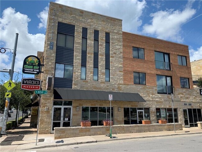Building Photo - 3016 Guadalupe St