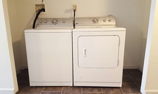 Laundry Room View #1 - 2632 Oakford St