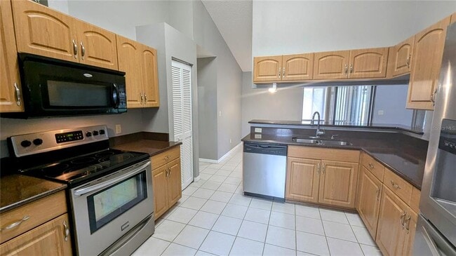 Building Photo - 926 Chelsea Way