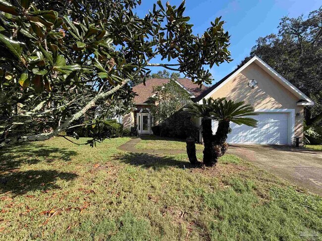 Building Photo - 1490 Chalet Pl