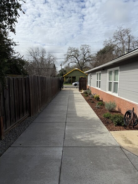 Building Photo - 3535 34th St