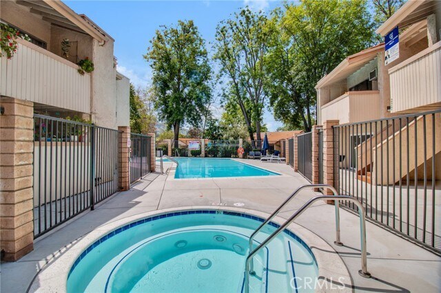 Building Photo - 28947 E Thousand Oaks Blvd