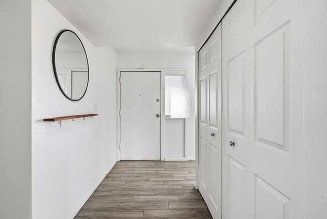 Building Photo - Spacious 3-Bed, 2-Bath East Tucson Home with Large Yard & Open Layout