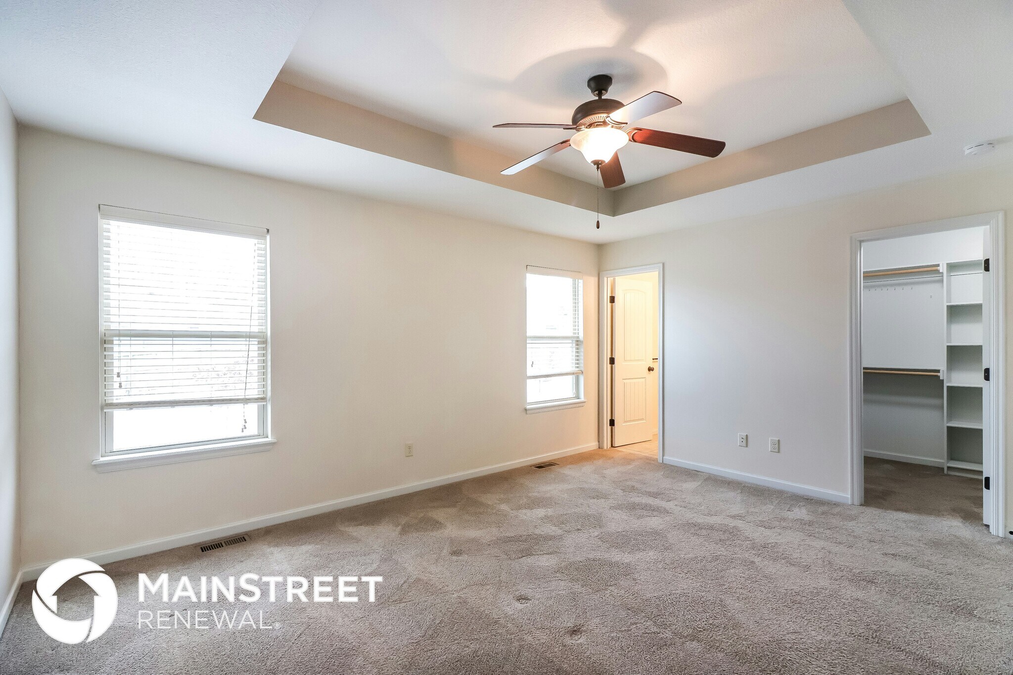 Building Photo - 421 Sunflower Dr