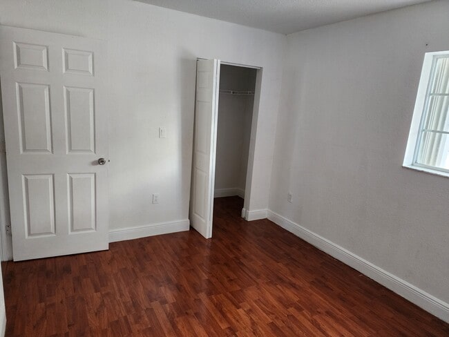 Building Photo - 8561 SW 109th Ave