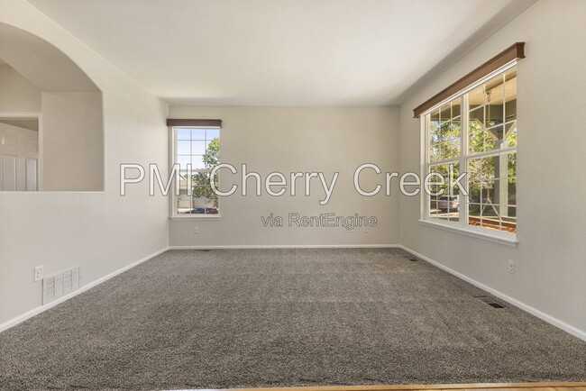 Building Photo - 2917 S Zeno Way