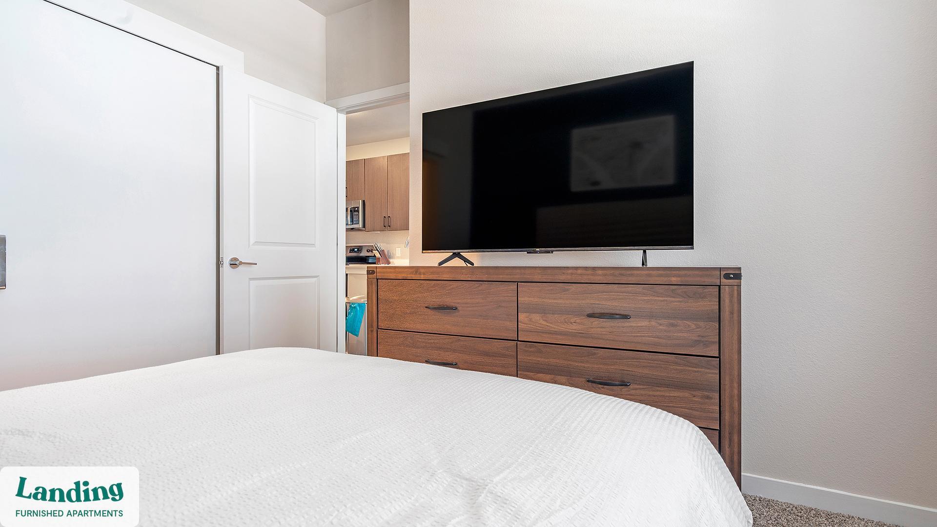 Building Photo - 14015 Univ Pass