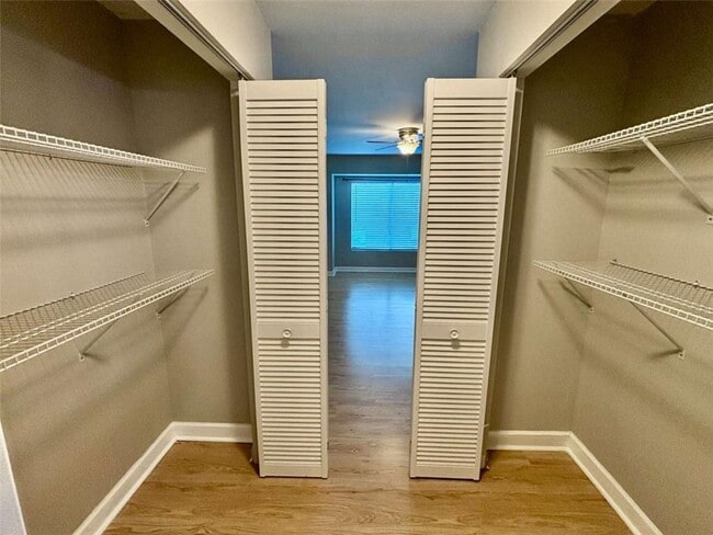 Building Photo - 58 Rumson Ct