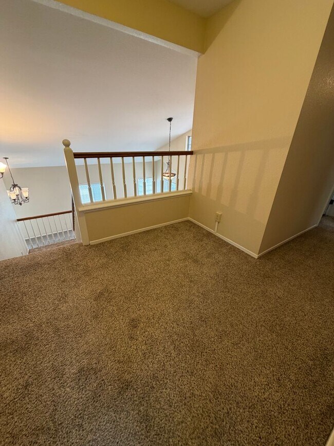 Building Photo - 8240 Rockbury Way