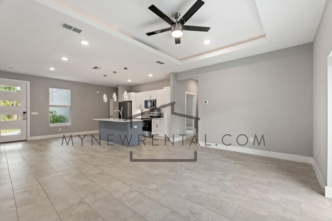 Building Photo - Deposit-Free! Modern, energy efficient hom...