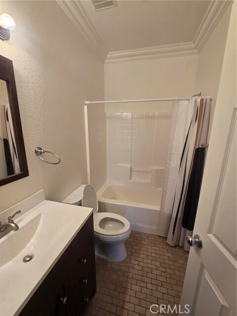 Building Photo - 36294 Fabrizio Ln