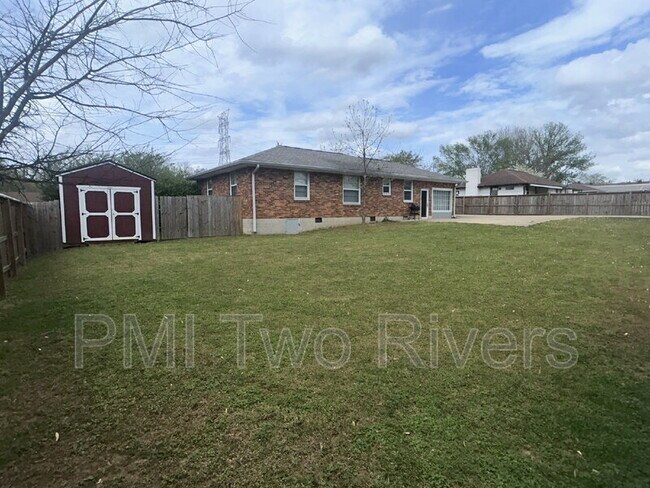 Building Photo - 2639 Woodberry Dr