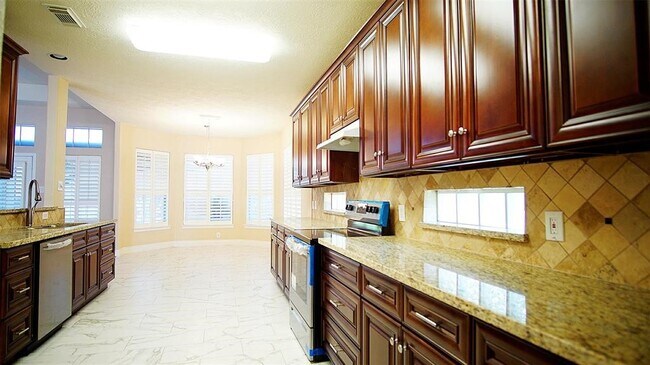 Building Photo - 4215 Sand Terrace Dr