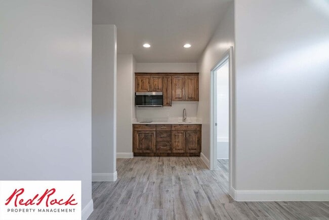 Building Photo - Single Family Home in Hurricane with an attached Casita!