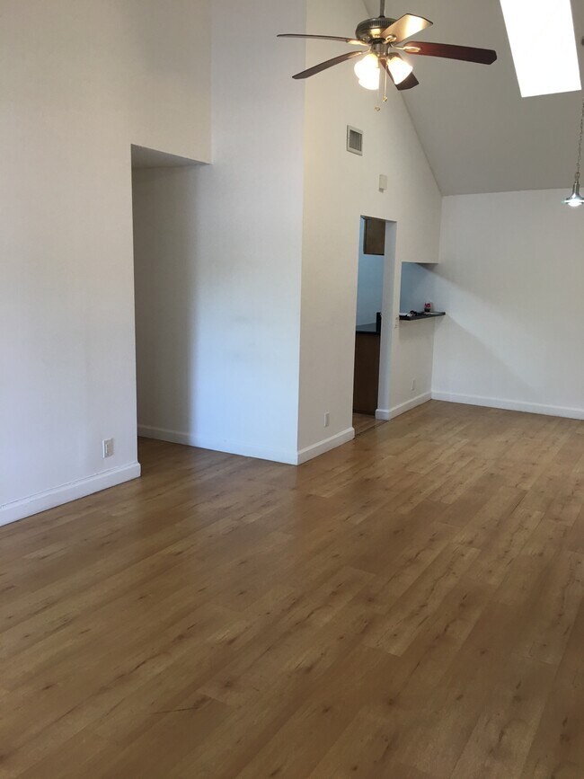 Building Photo - 10441 Mahogany Key Cir