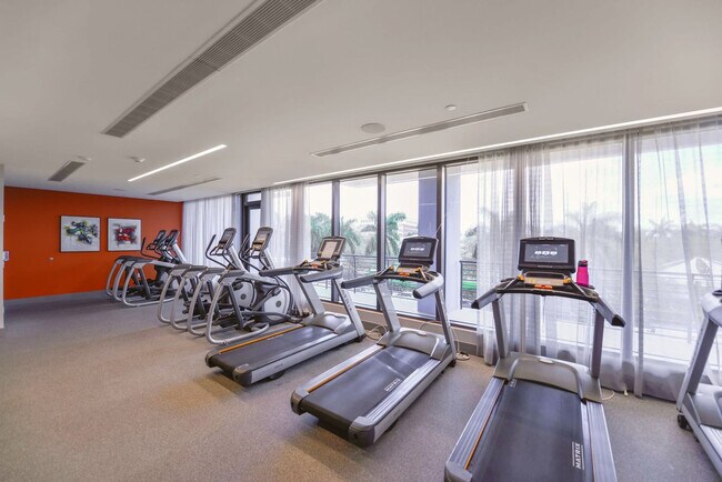 Building Photo - 5350 NW 84th Ave