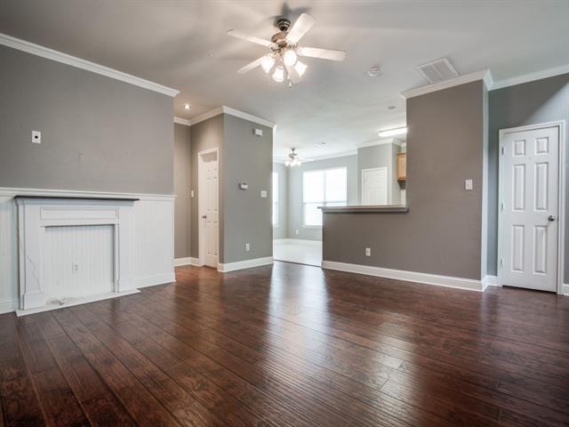 Building Photo - 10120 Cherry Hill Ln