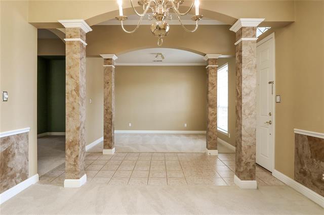 Building Photo - 717 Summerfield Dr