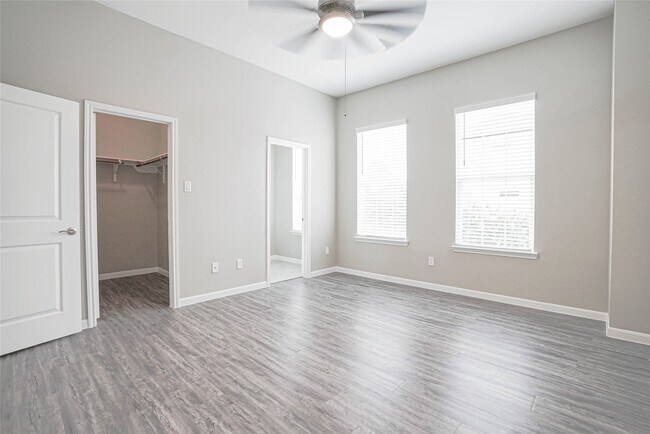 Building Photo - 4510 Dorado Dr