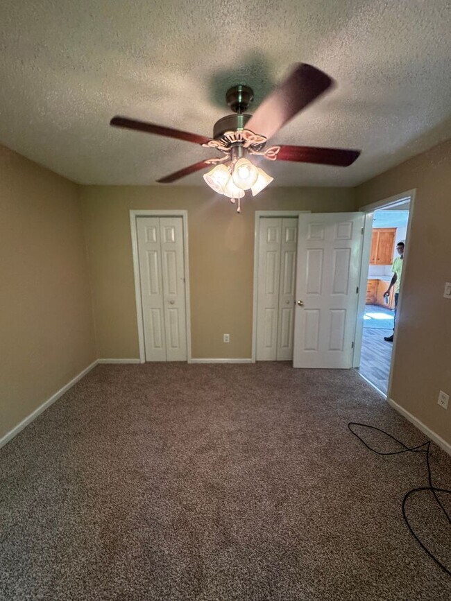 Building Photo - 2 Bedroom house near downtown Kings Mountain, NC