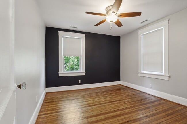 Building Photo - 1734 Hancock Ave