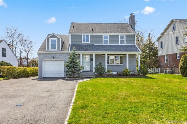 Building Photo - 34 Tuckahoe Ave