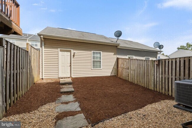 Building Photo - 22904 Benson Terrace
