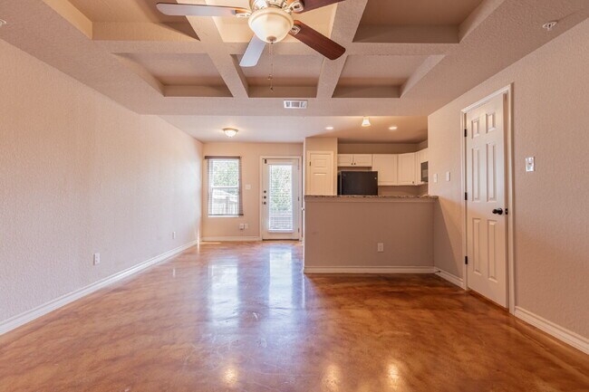 Building Photo - 7314 Colina Way