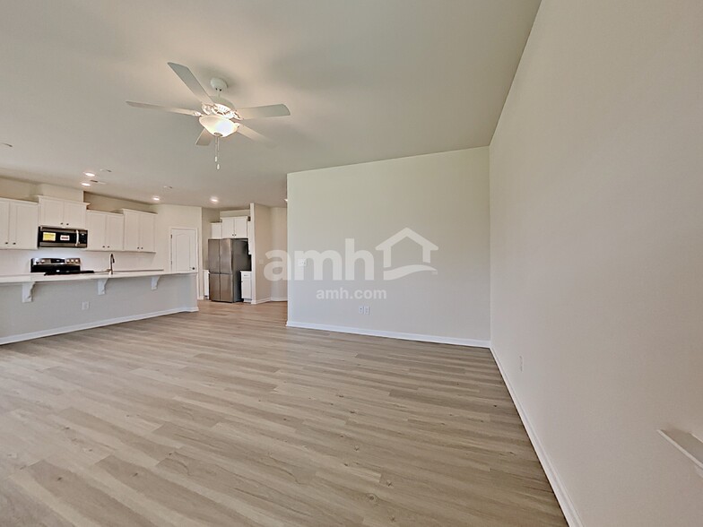 Building Photo - 14314 Hugh Dixon Way