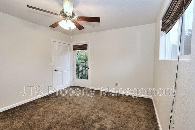 Building Photo - 4222 Crestline Ave