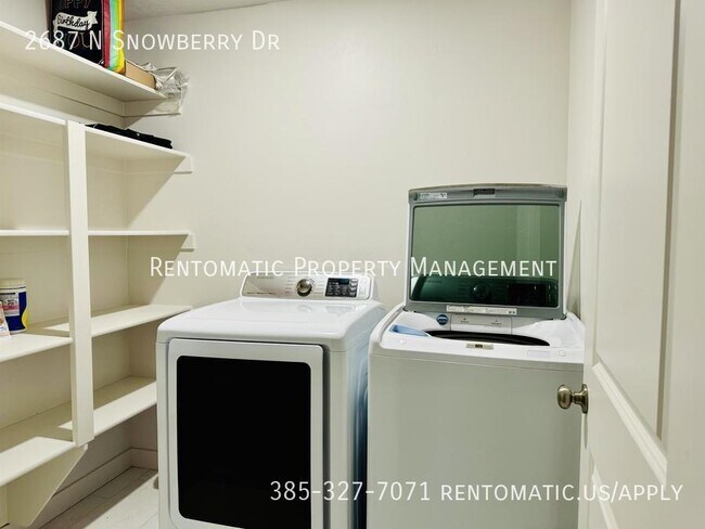 Building Photo - 2687 N Snowberry Dr