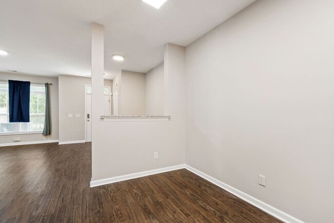Building Photo - Raleigh Retreat: Modern 3BR Townhome with ...