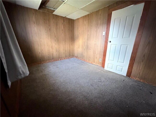 Building Photo - 901 South Park Ave