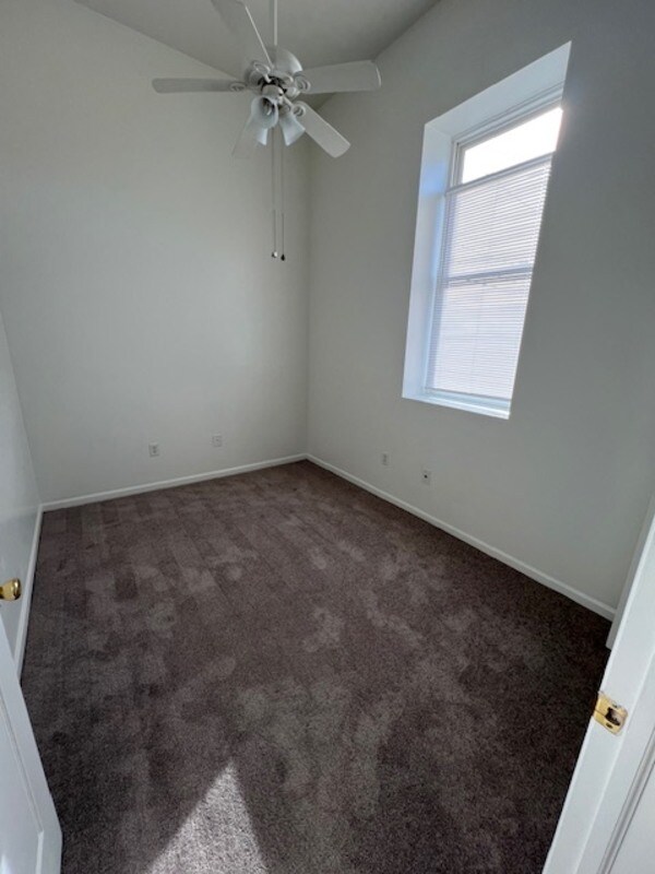 Building Photo - 113 N Harrison St