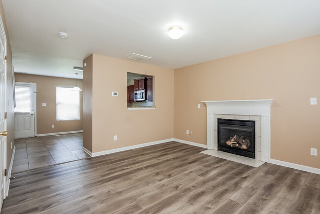 Building Photo - 2243 Brandybuck Ln