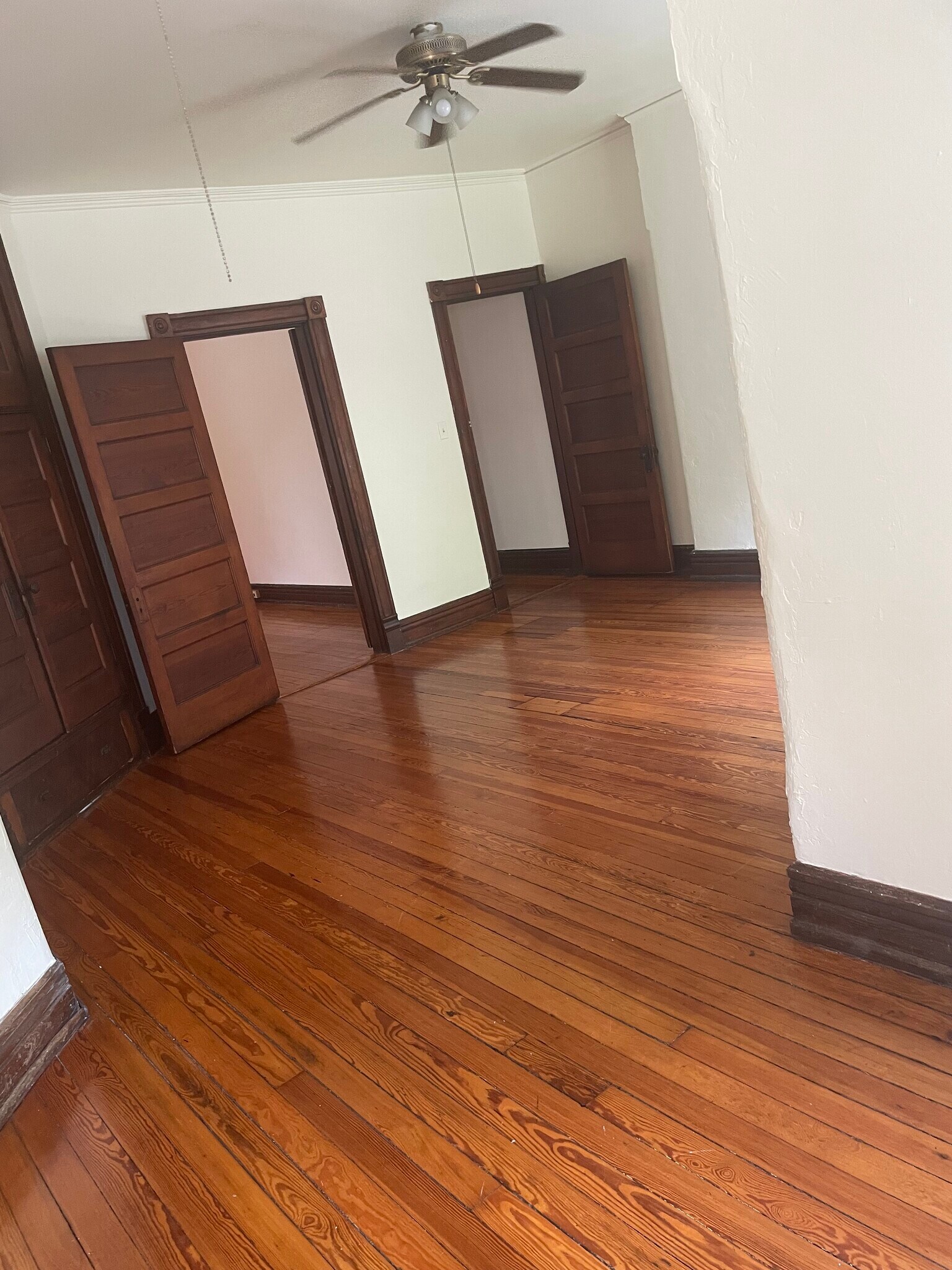 Building Photo - 705 Rubel Ave