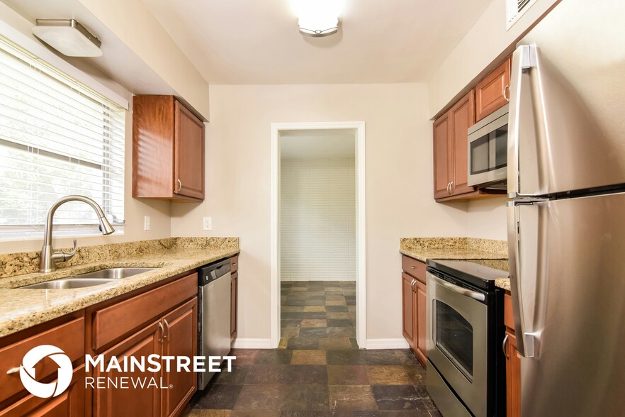 Building Photo - 1354 Whitacre Dr