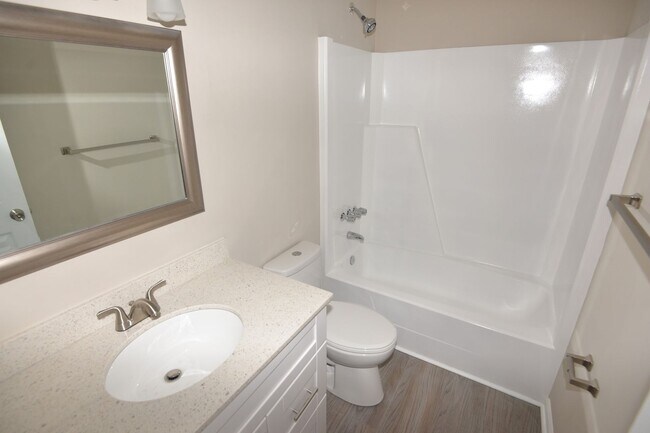 Building Photo - Single Family in Kempsville