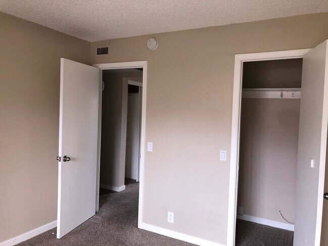 Building Photo - Ocean Forest Condo. Basic utilities included
