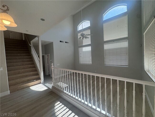 Building Photo - 1521 Tillman Falls Ave