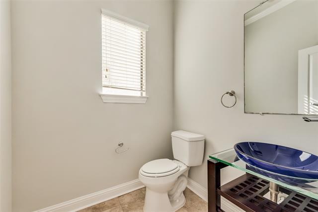 Building Photo - 4432 Bowser Ave