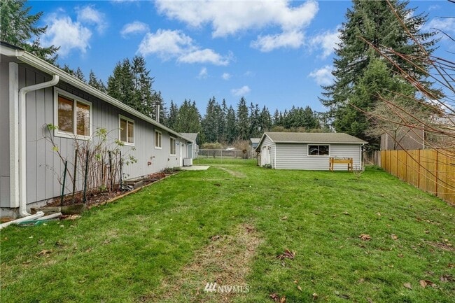 Building Photo - CLICK "REQUEST A TOUR" NOW!