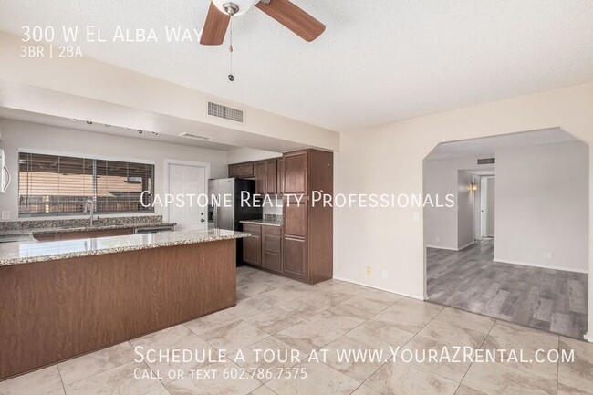 Building Photo - 300 W El Alba Way