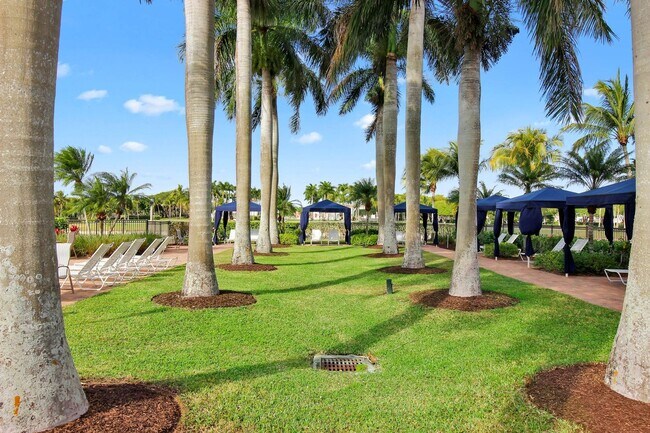 Building Photo - 9022 Dupont Pl