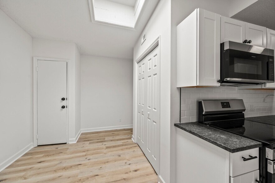 Building Photo - 3761 Avera Ave