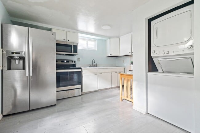 Building Photo - 11579 W 58th Ave